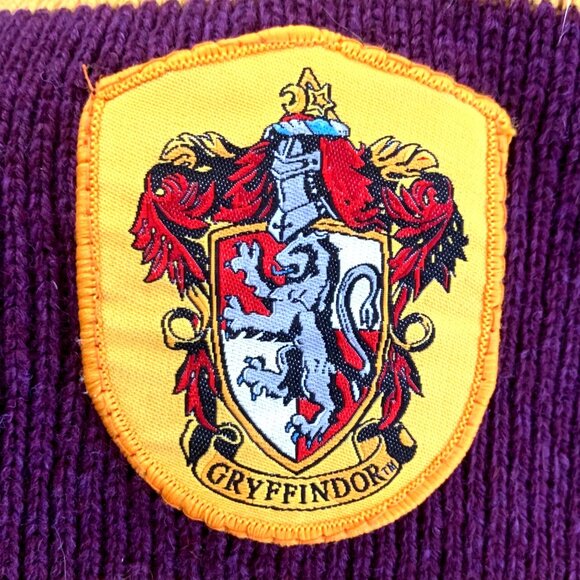 Harry Potter Gryffindor Scarf Costume Halloween Purple Yellow Stripe Lambs Wool - Picture 2 of 9